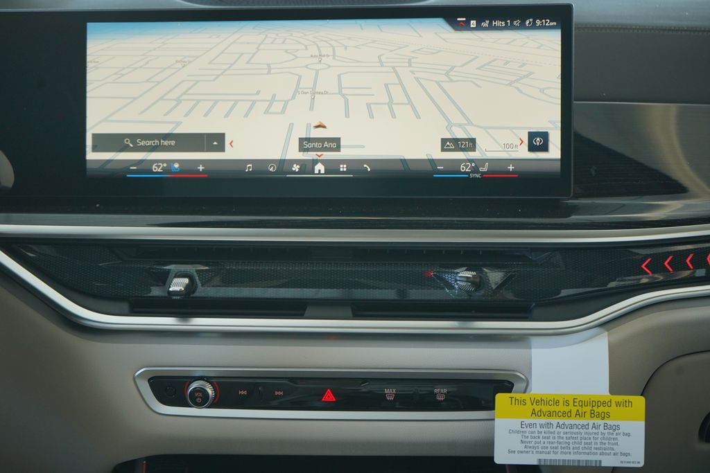 Thumbnail: 2026 BMW X7 - 15