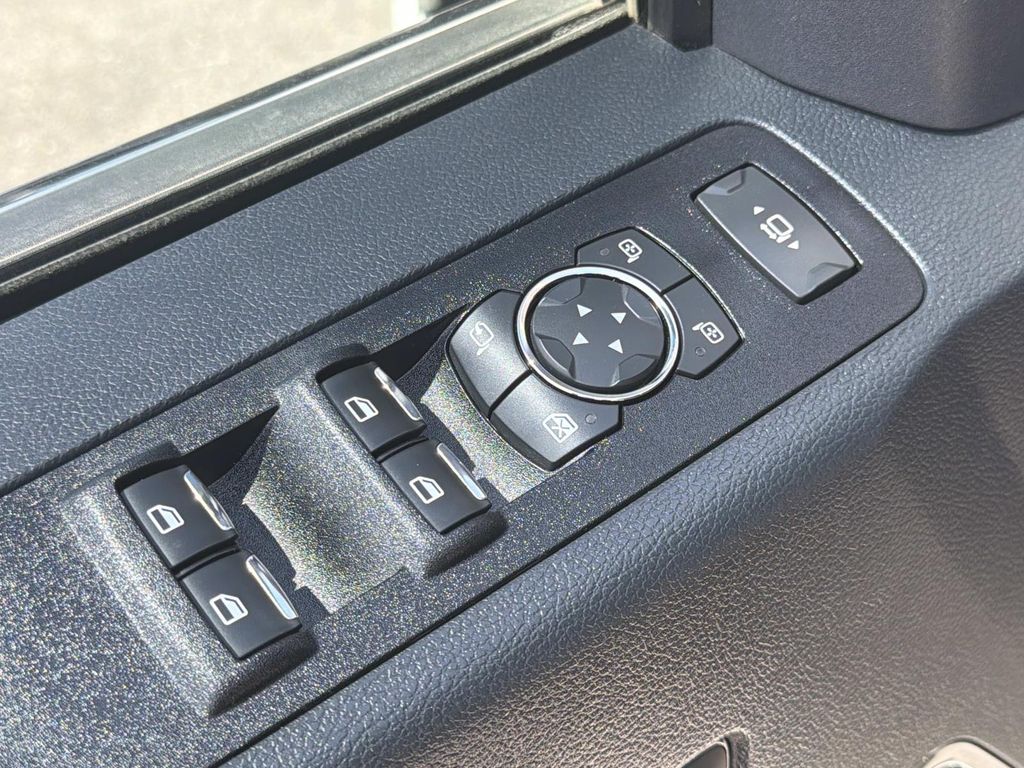 Used 2022 Ford Super Duty F-250 Platinum 4D Crew Cab