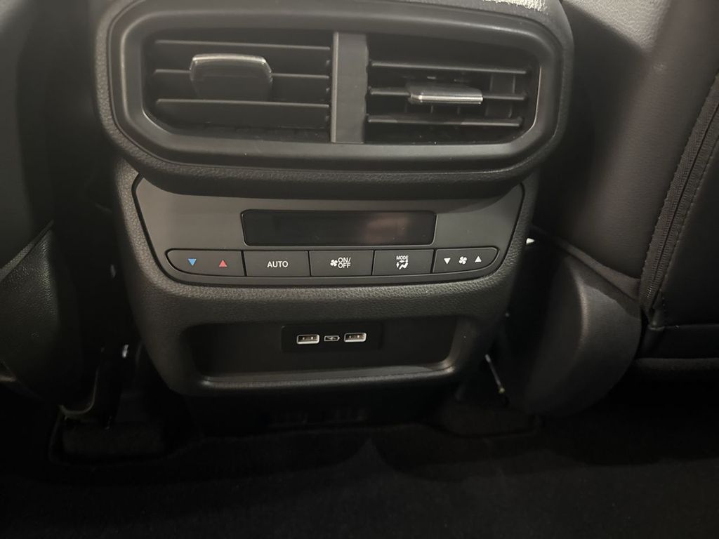 used 2023 Honda Pilot car, priced at $40,894