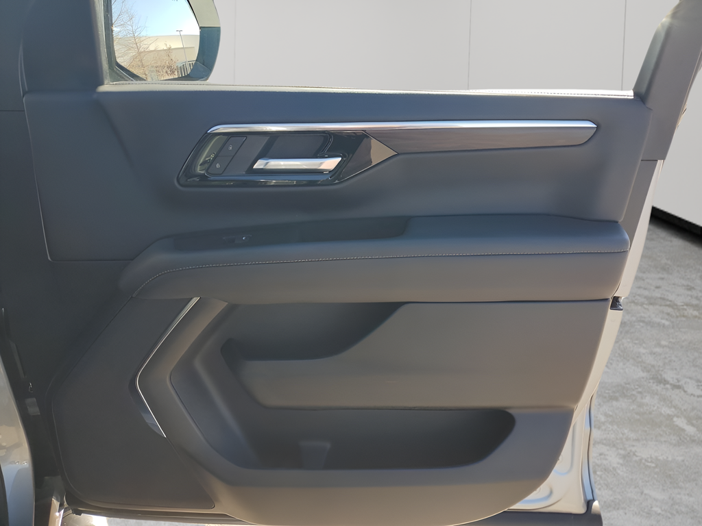 Used Car 2025 Chevrolet Suburban  Z71 For Sale Under $70,000 In Austin, Texas