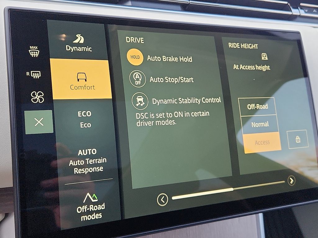 Thumbnail: 2024 Land Rover Range Rover - 24