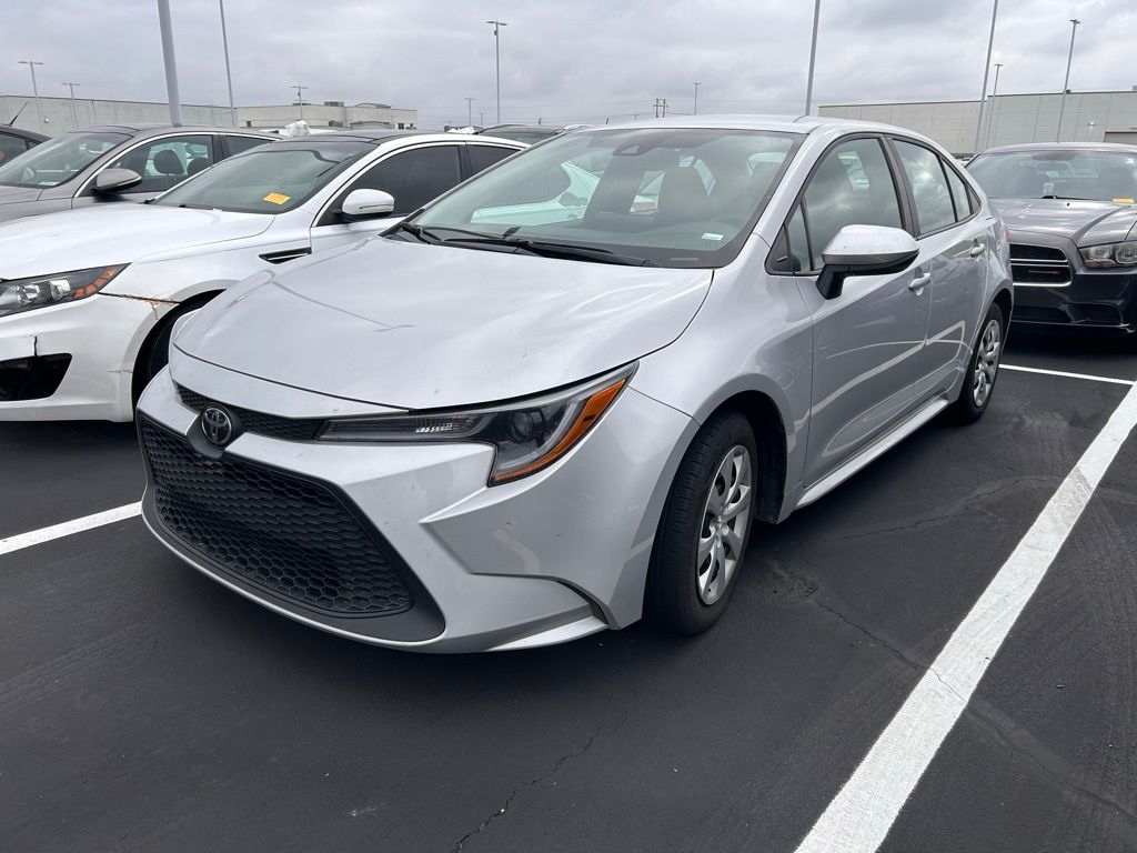 2022 Toyota Corolla LE 2