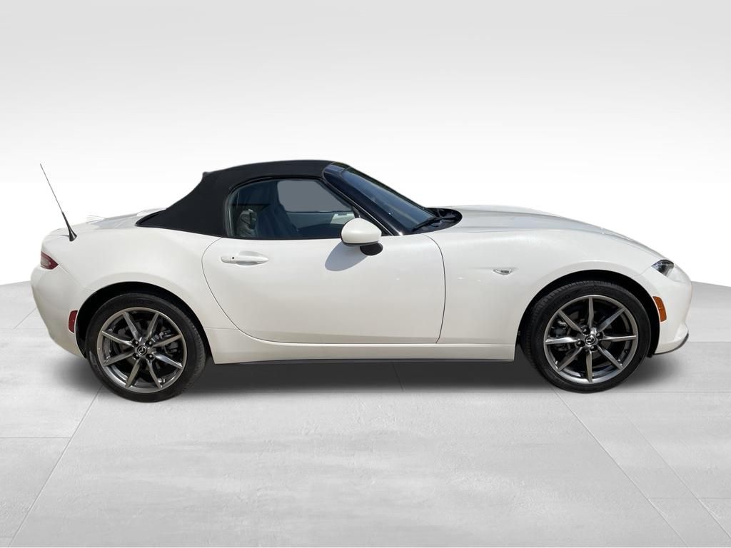 Used Car 2022 Mazda Mx-5 Miata  Grand Touring For Sale Under $30,000 In Georgetown, Texas