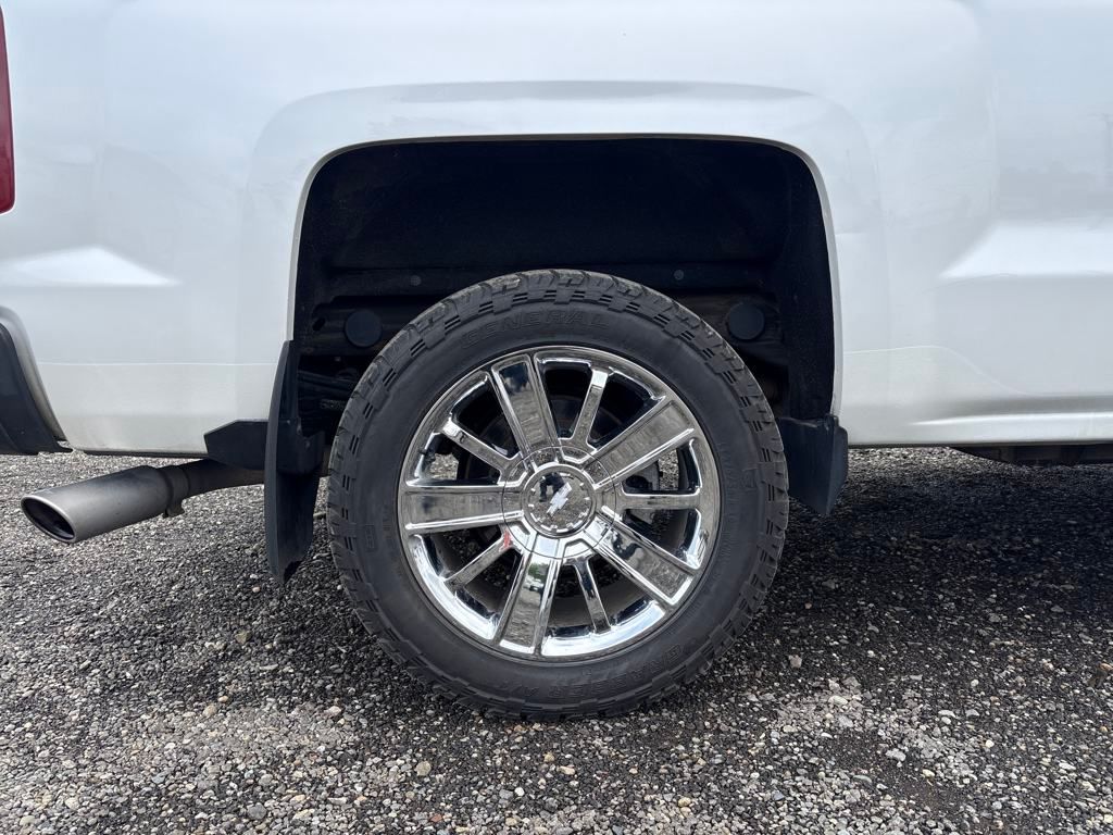 2017 Iridescent Pearl Tricoat Chevrolet Silverado 1500 High Country 4X4 Truck