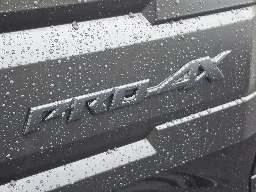 Thumbnail: 2026 Nissan Frontier - 12