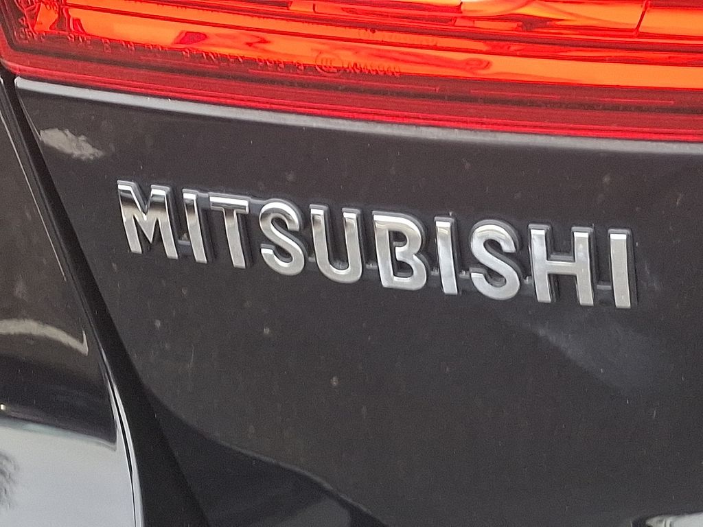 Thumbnail: 2019 Mitsubishi Outlander Sport - 29