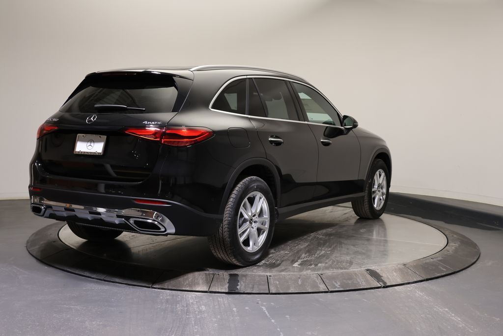 Thumbnail: 2026 Mercedes-Benz GLC - 7