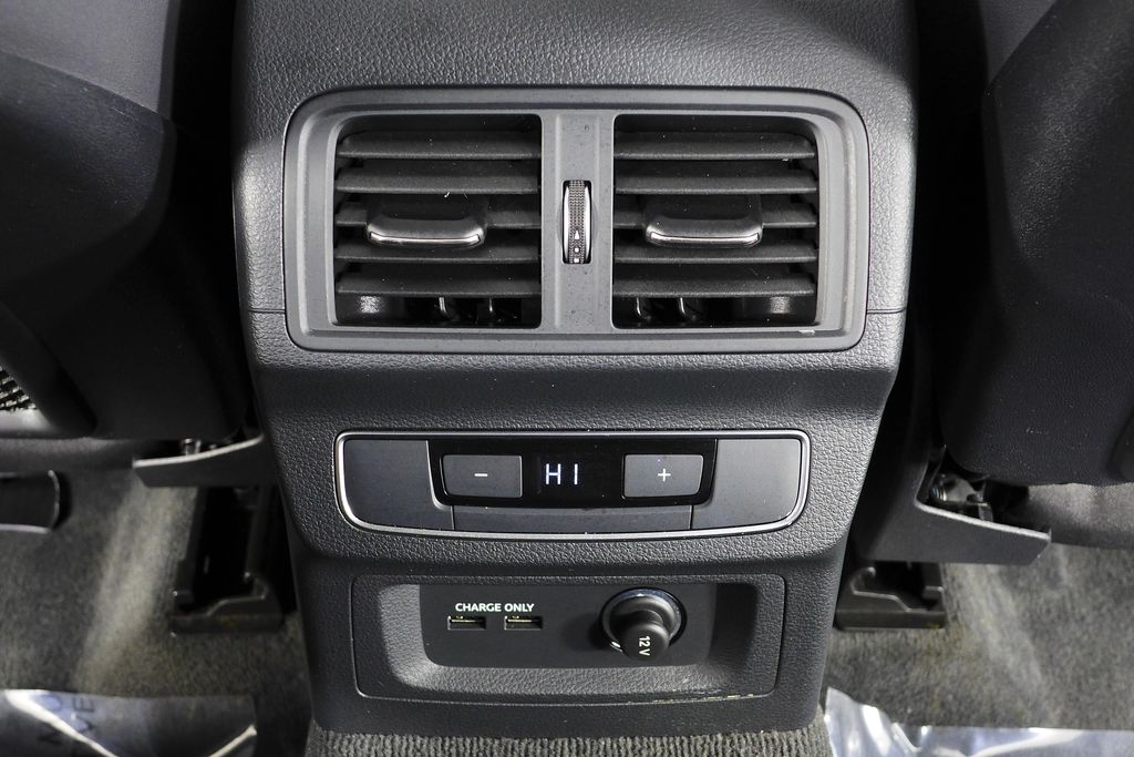 Thumbnail: 2023 Audi Q5 - 24