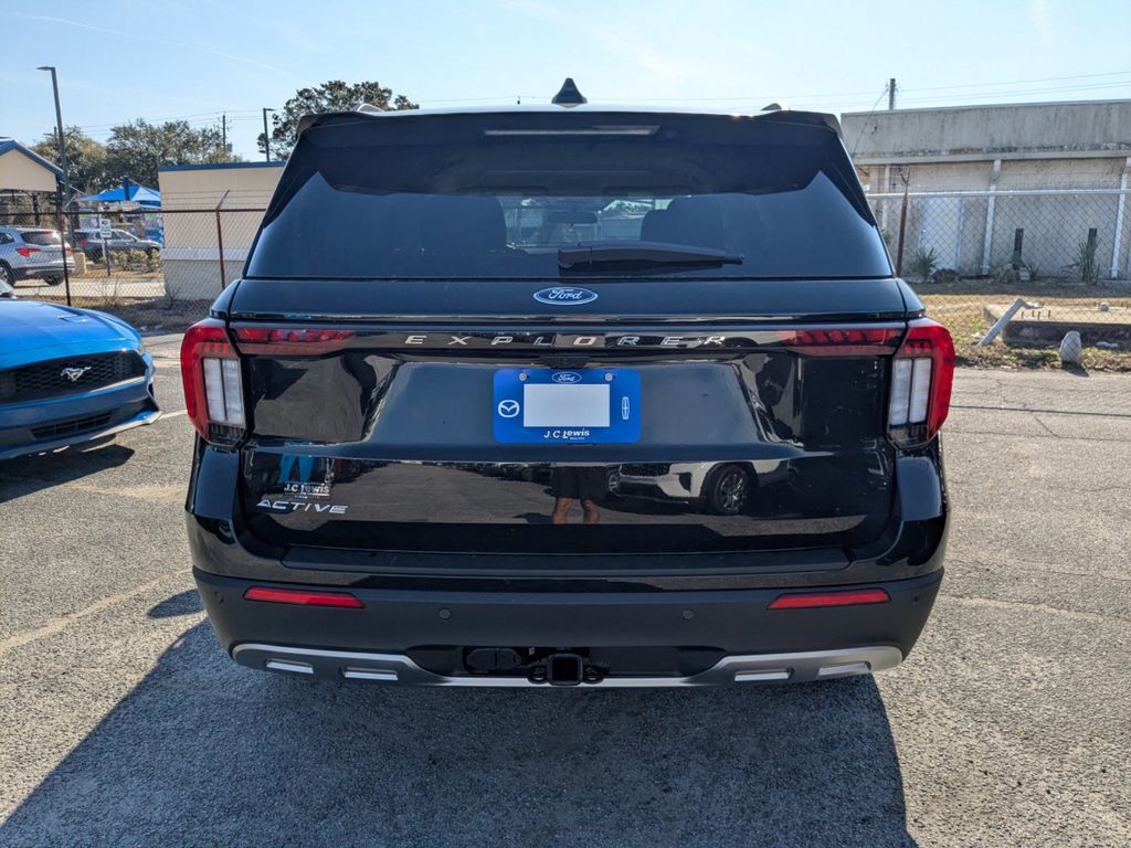 2026 Ford Explorer Active (200A)