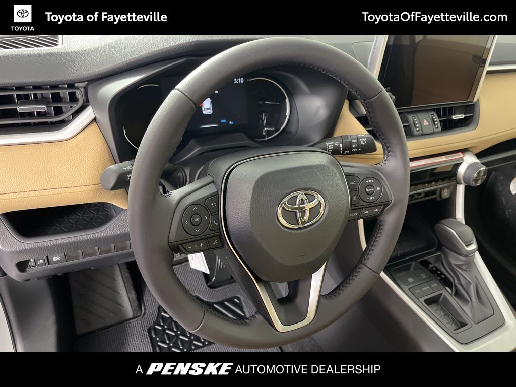 Thumbnail: 2025 Toyota RAV4 - 26