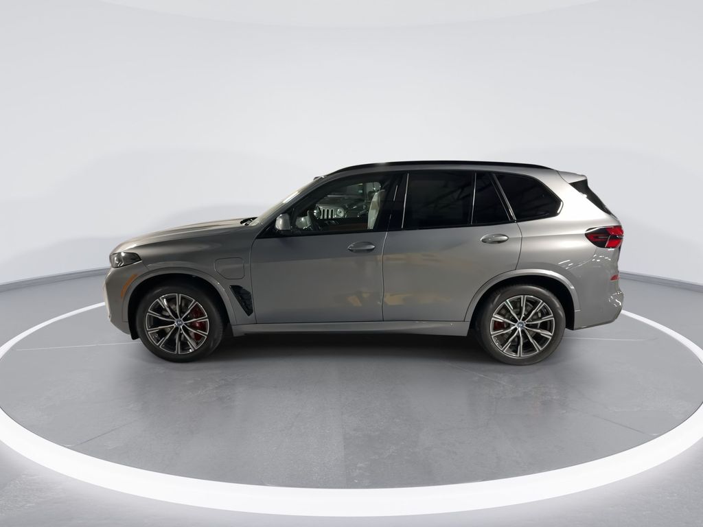 2025 BMW X5 xDrive50e 5