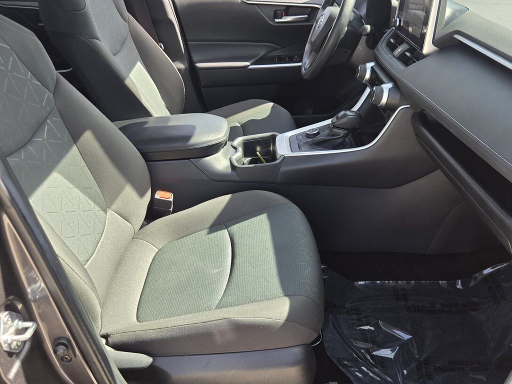 2024 Toyota RAV4 - $33,316