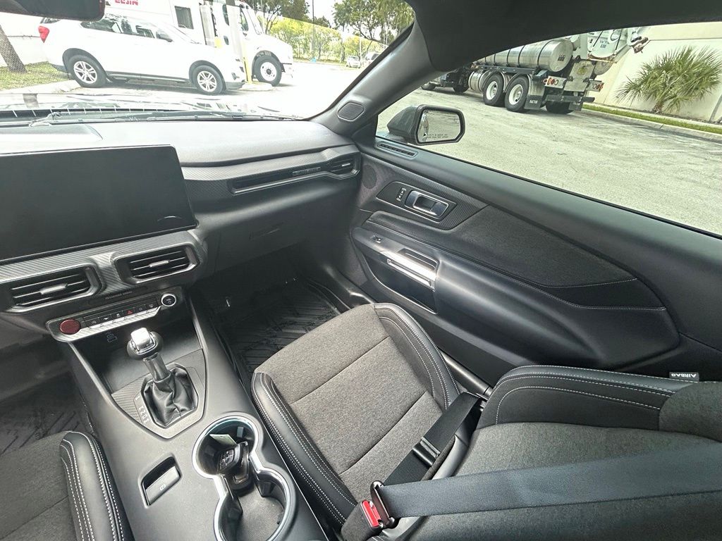Used 2025 Gray Ford GT image 10