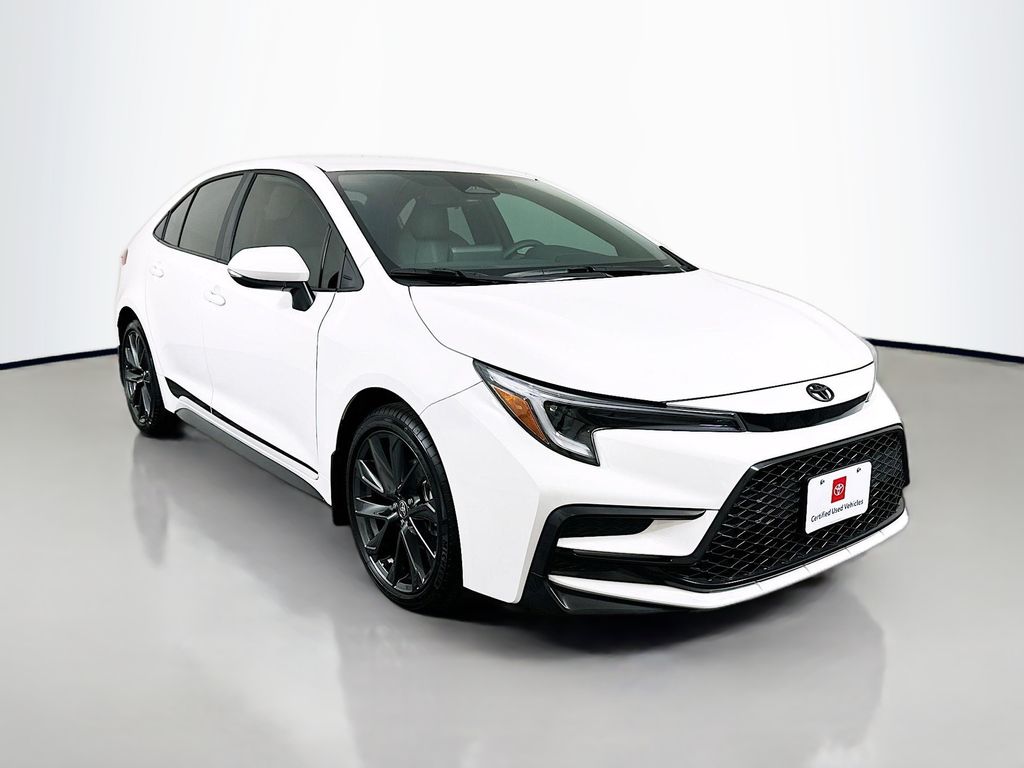 Thumbnail: 2025 Toyota Corolla - 3