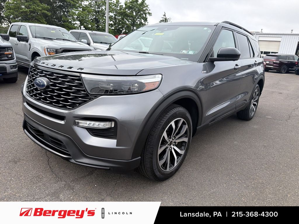 2022 Ford Explorer ST-Line AWD