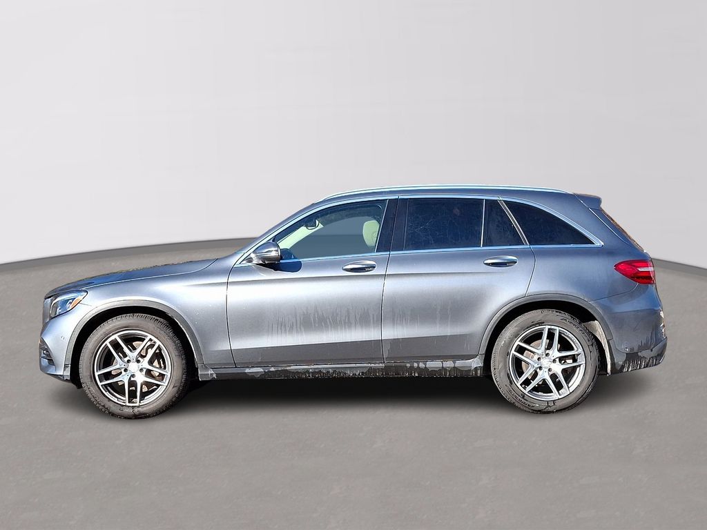 2016 Mercedes-Benz GLC 300 7