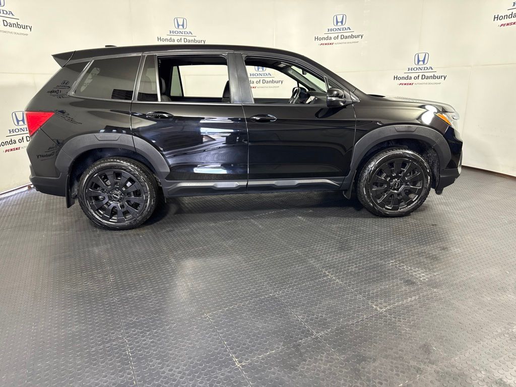 Thumbnail: 2022 Honda Passport - 3