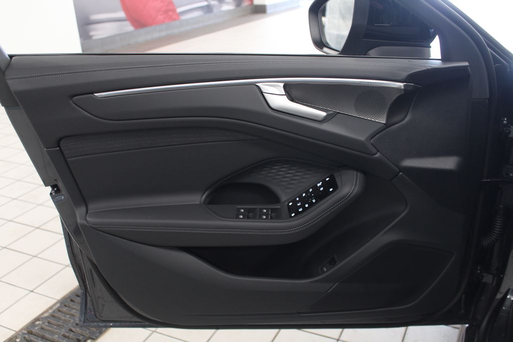 Thumbnail: 2026 Audi A6 - 13