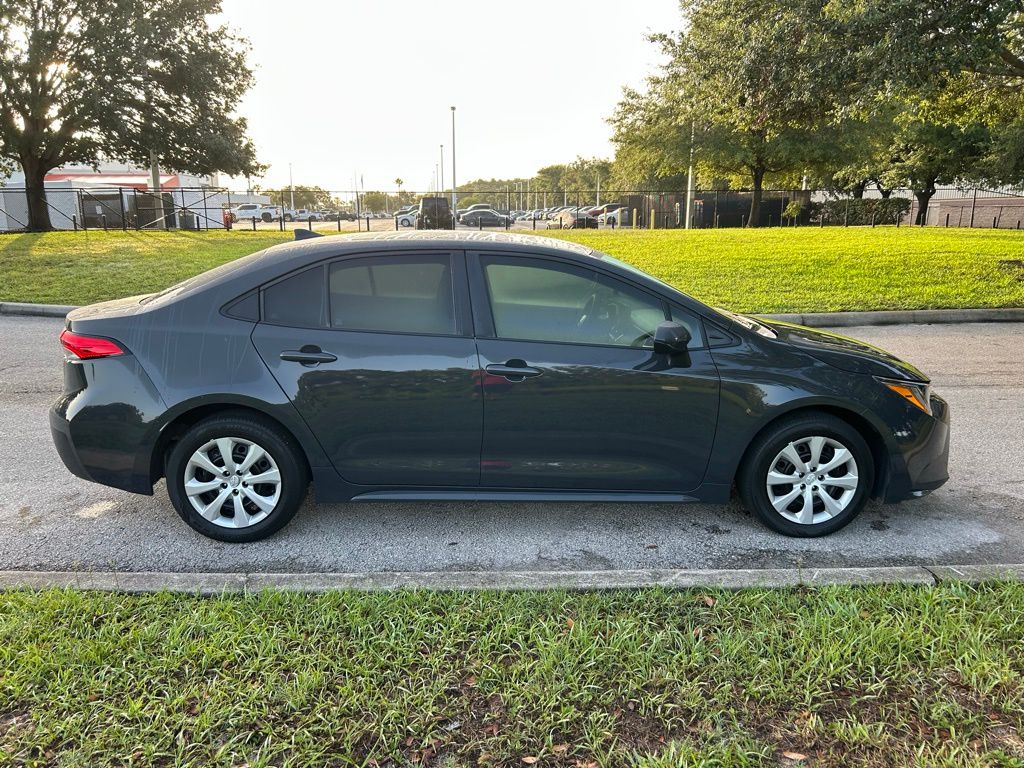 Thumbnail: 2024 Toyota Corolla - 6