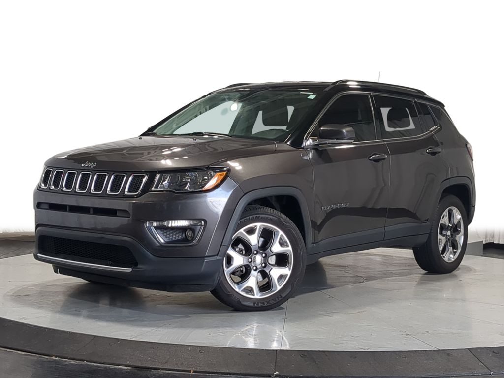 Gray (Granite Crystal Metallic Clearcoat) 2018 Jeep Compass SUV / Crossover Front-Wheel Drive 6-Speed Automatic