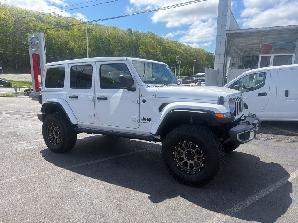 2025 Jeep Wrangler Sahara's photo