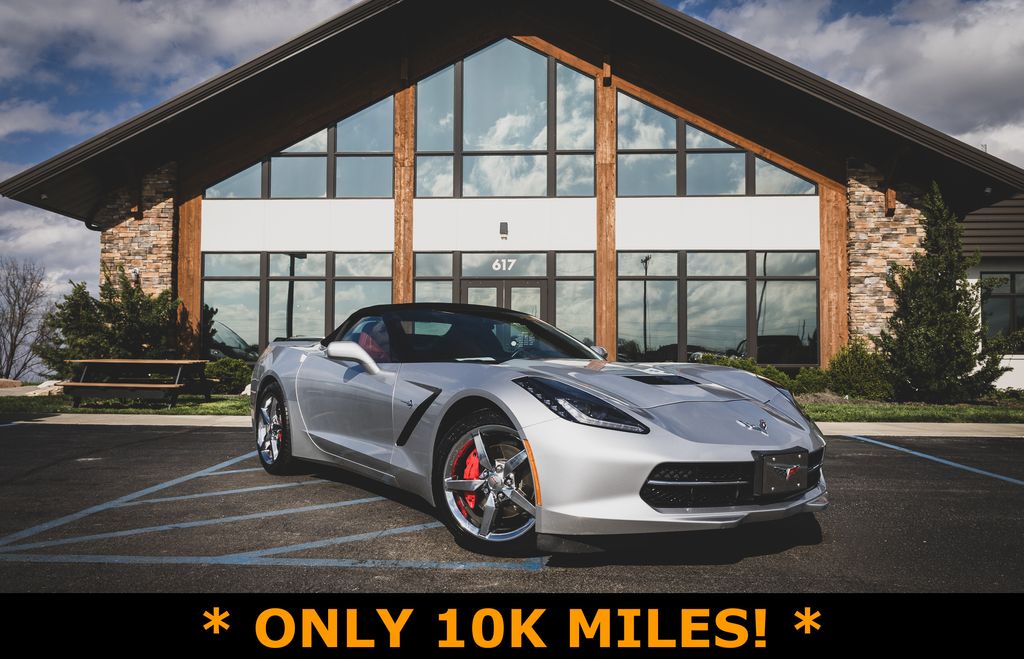 Blade Silver Metallic 2014 Chevrolet Corvette Stingray 2LT Convertible RWD Convertible Rear-Wheel Drive 7-Speed Manual