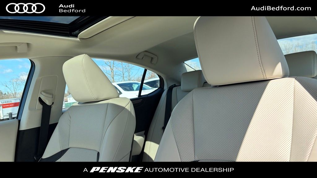 Thumbnail: 2024 Lexus ES - 13