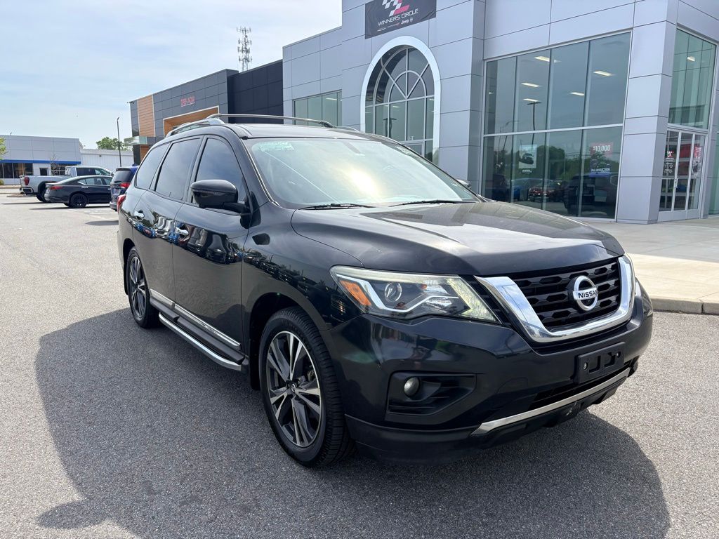 Gray (Magnetic Black Metallic) 2017 Nissan Pathfinder Platinum SUV / Crossover Front-Wheel Drive Continuously Variable Transmission