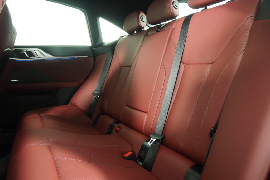 Thumbnail: 2026 BMW i4 - 16