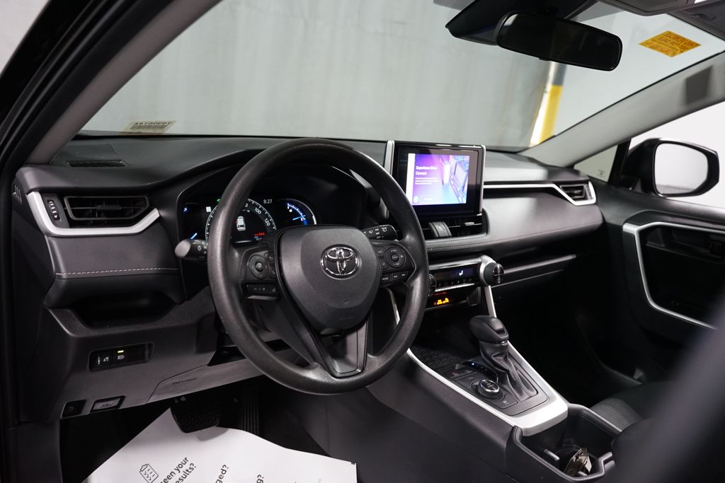 Thumbnail: 2025 Toyota RAV4 - 11