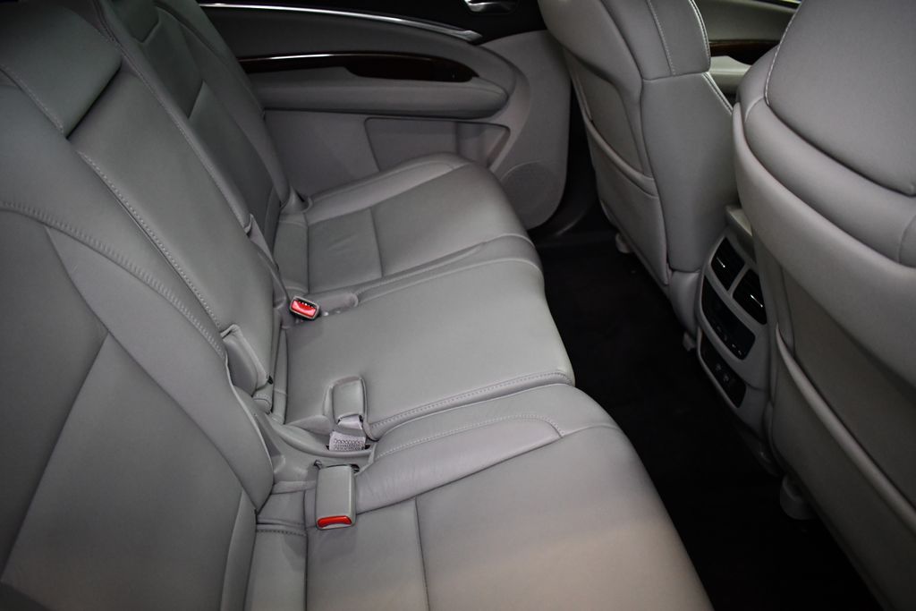 Thumbnail: 2017 Acura MDX - 31