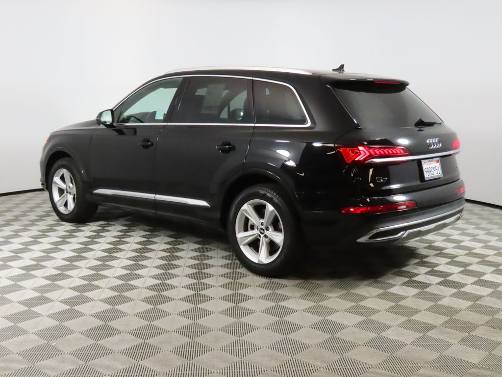 Thumbnail: 2022 Audi Q7 - 3