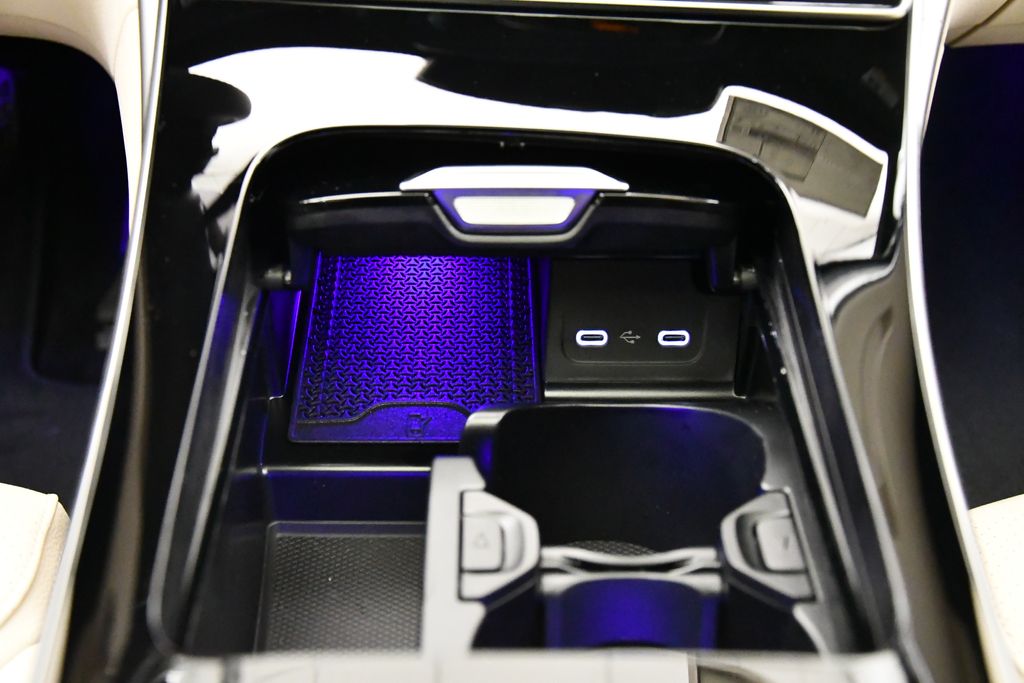 Thumbnail: 2025 Mercedes-Benz C-Class - 29