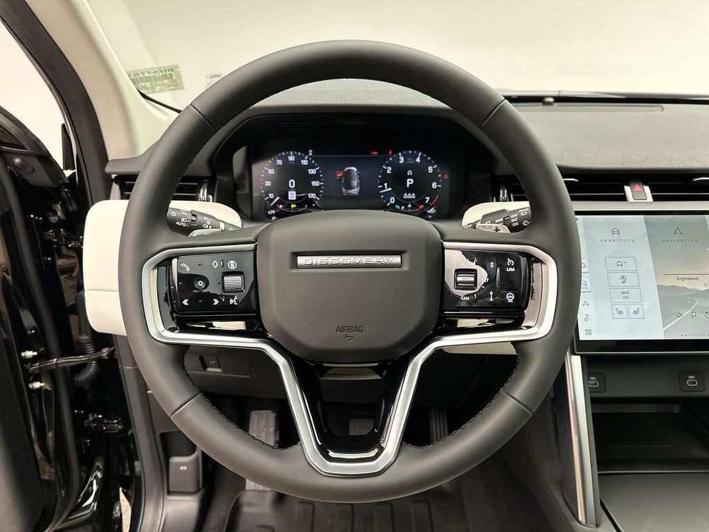 2024 Land Rover Discovery Sport S 17