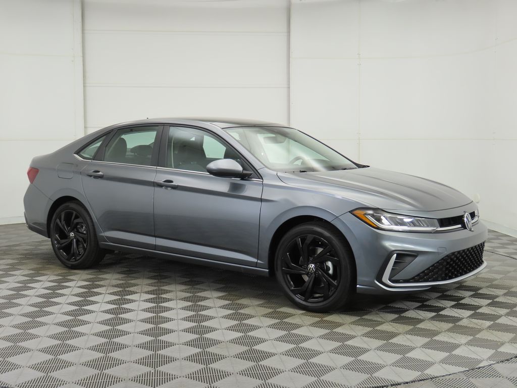 Thumbnail: 2026 Volkswagen Jetta - 3