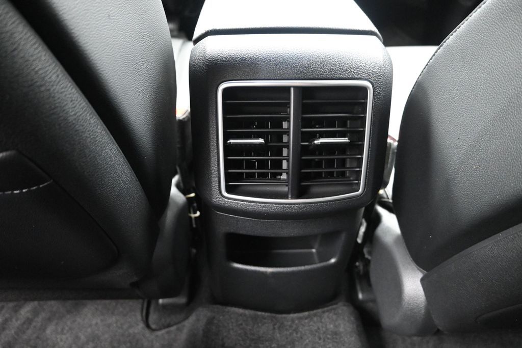 2026 Glacial White Pearl Kia Sportage X-Line AWD SUV
