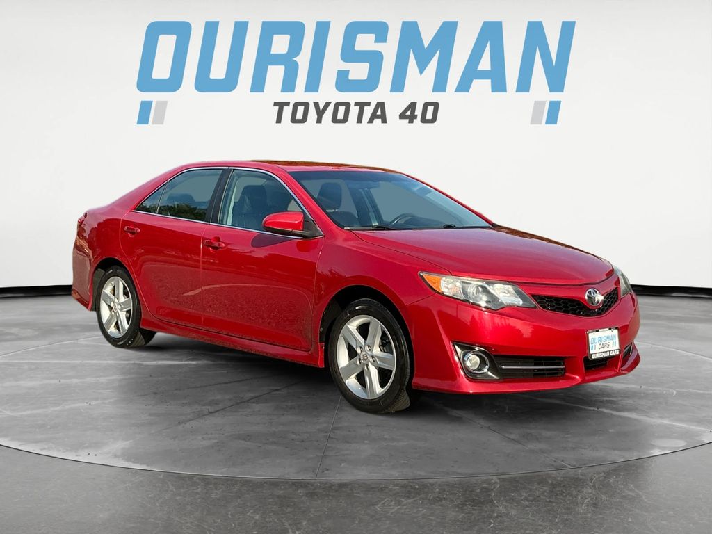 Red 2012 Toyota Camry Sedan Front-Wheel Drive 6-Speed Automatic