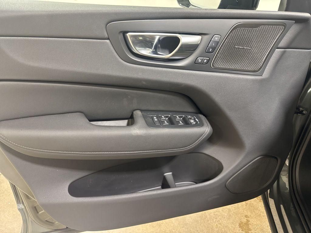 New 2026  Volvo T8 Ultra image 17