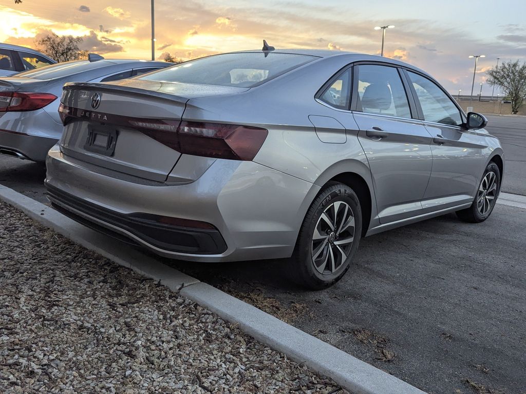 Used 2025 Volkswagen Jetta Sedan