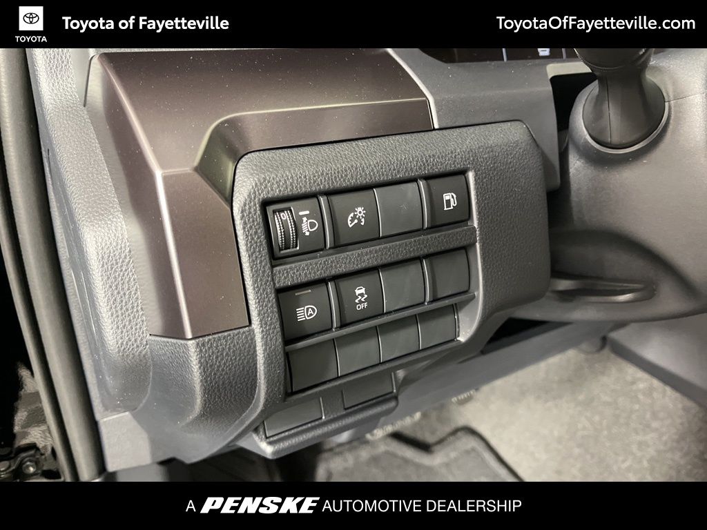 Thumbnail: 2025 Toyota 4Runner - 27