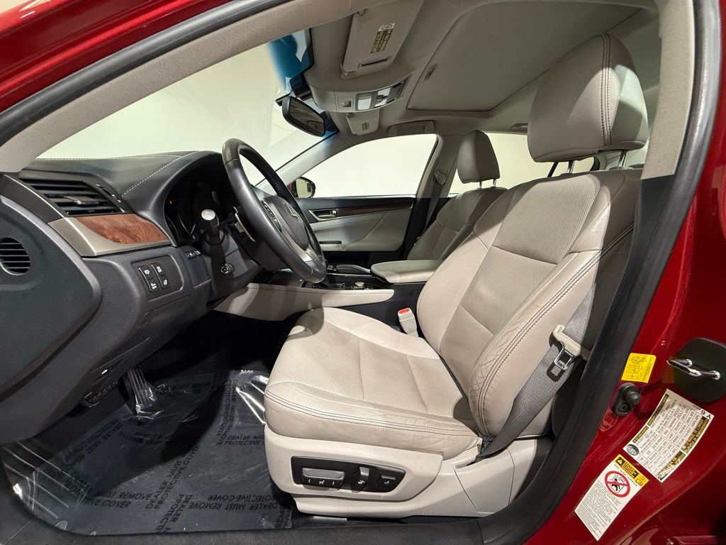 Thumbnail: 2014 Lexus GS - 12