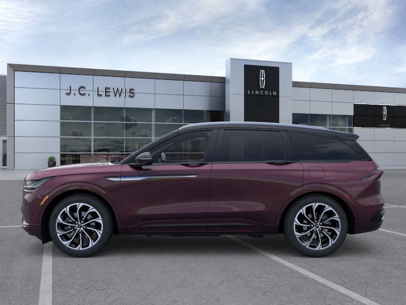 2025 Lincoln Nautilus Hybrid Reserve