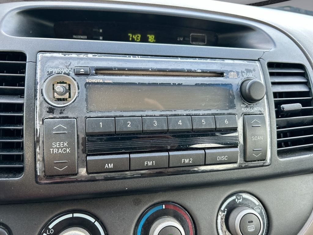 Thumbnail: 2005 Toyota Camry - 20