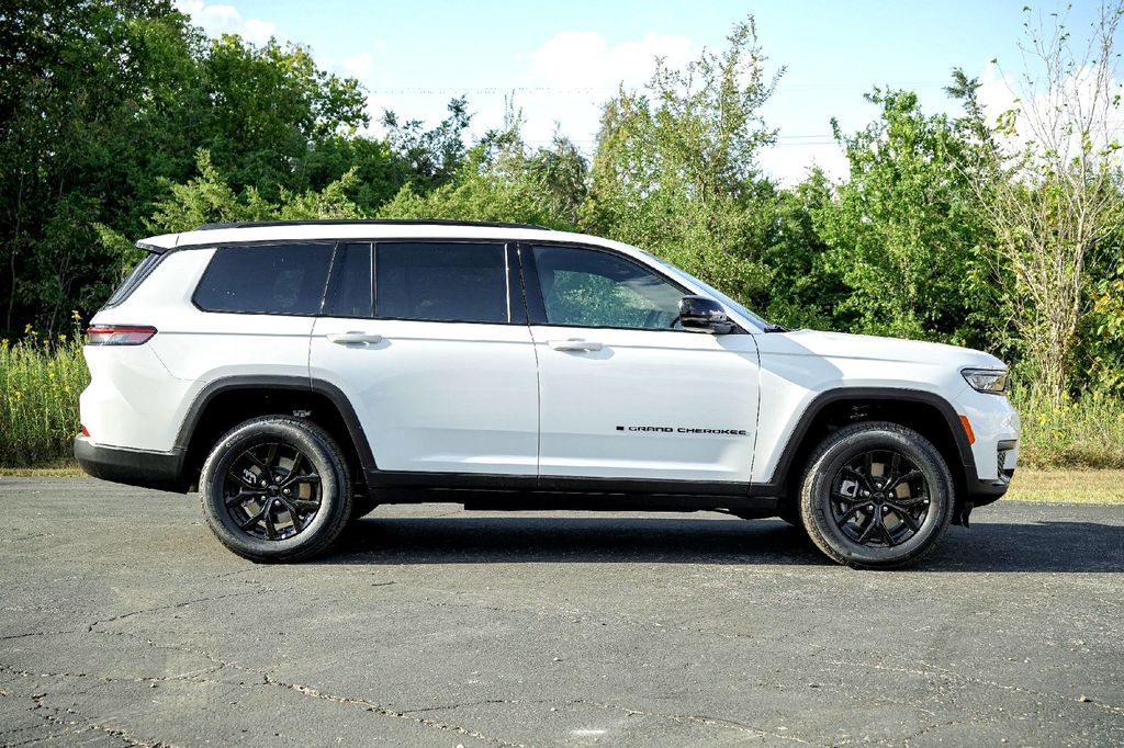 New Car 2025 Jeep Grand Cherokee L  Altitude X For Sale Under $50,000 In Taylor, Texas