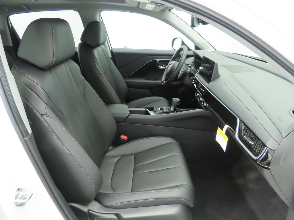 2025 Acura ADX  21