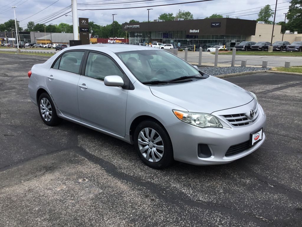 Thumbnail: 2013 Toyota Corolla - 7
