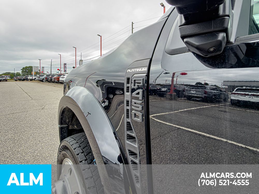 Used 2025 Black Ford Platinum image 9