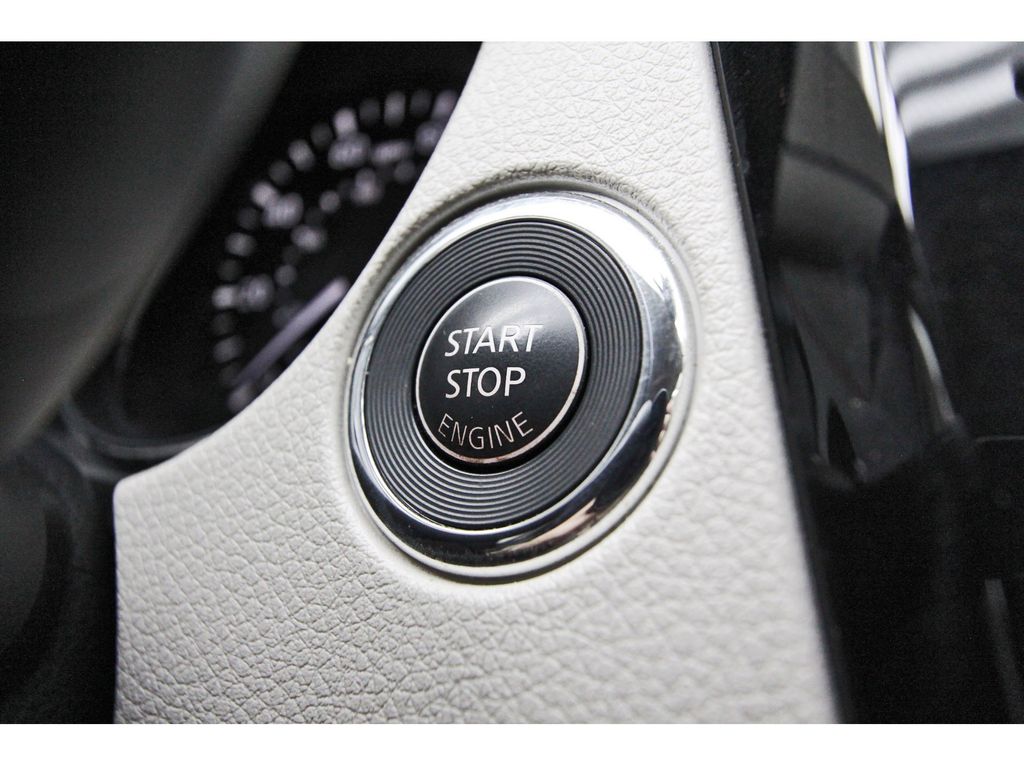 2022 Nissan Rogue Sport SL White at Monument Chevrolet