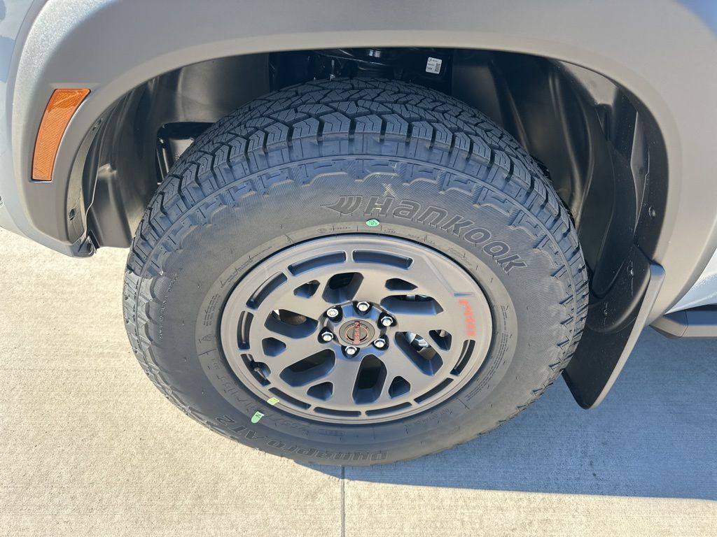 2025 Boulder Gray Pearl Nissan Frontier PRO-4X 4X4 Truck