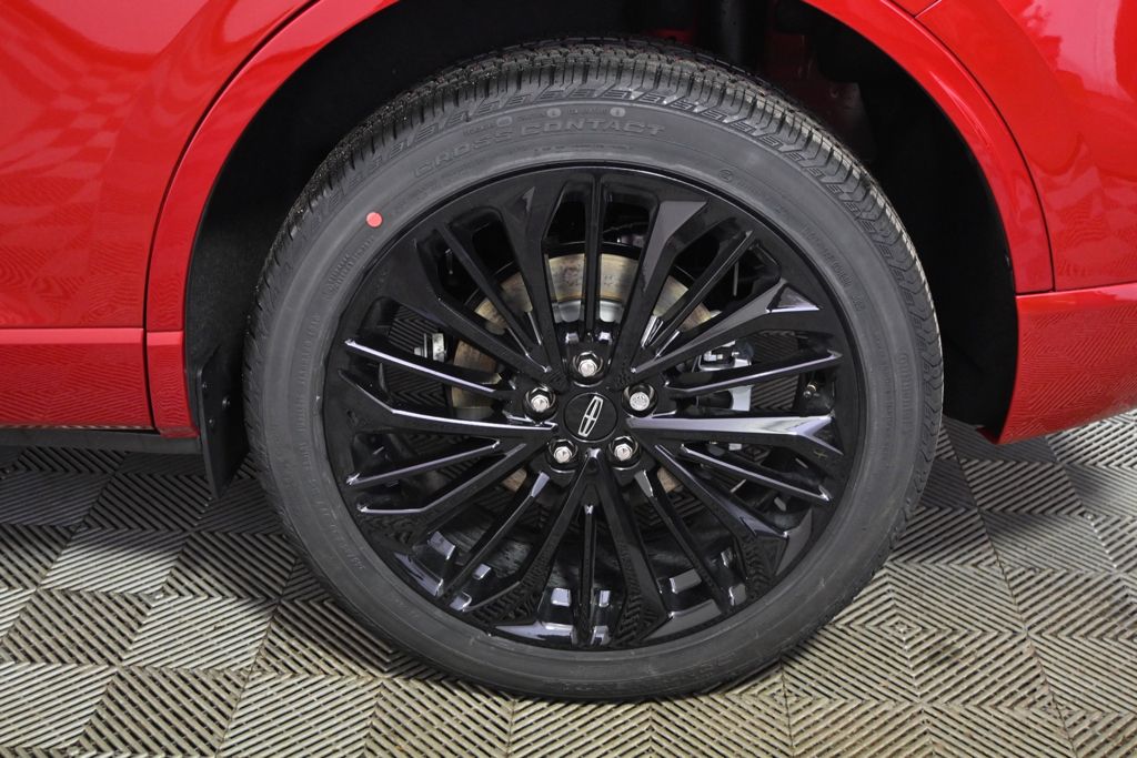 New 2026 Red Lincoln Premiere image 20